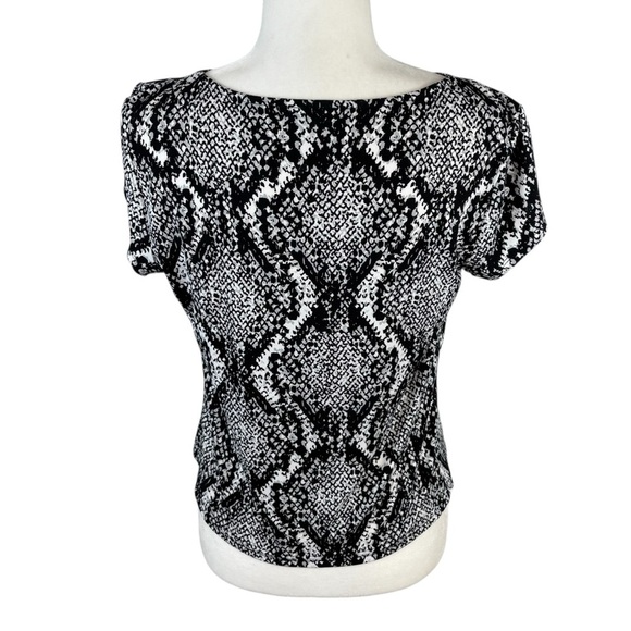 Worthington Black & White Short Sleeve Blouse Size PL - Picture 6 of 7